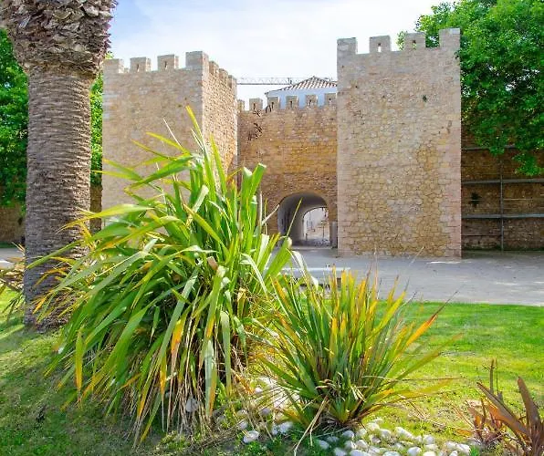 Casa Da - *